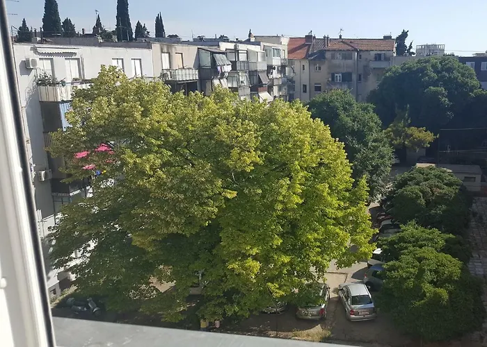 Apartments Zvone